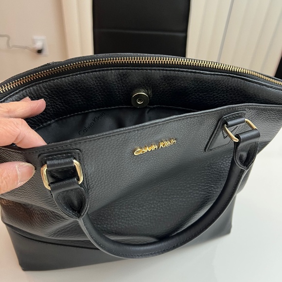 CALVIN KLEIN BAG - Picture 2 of 8